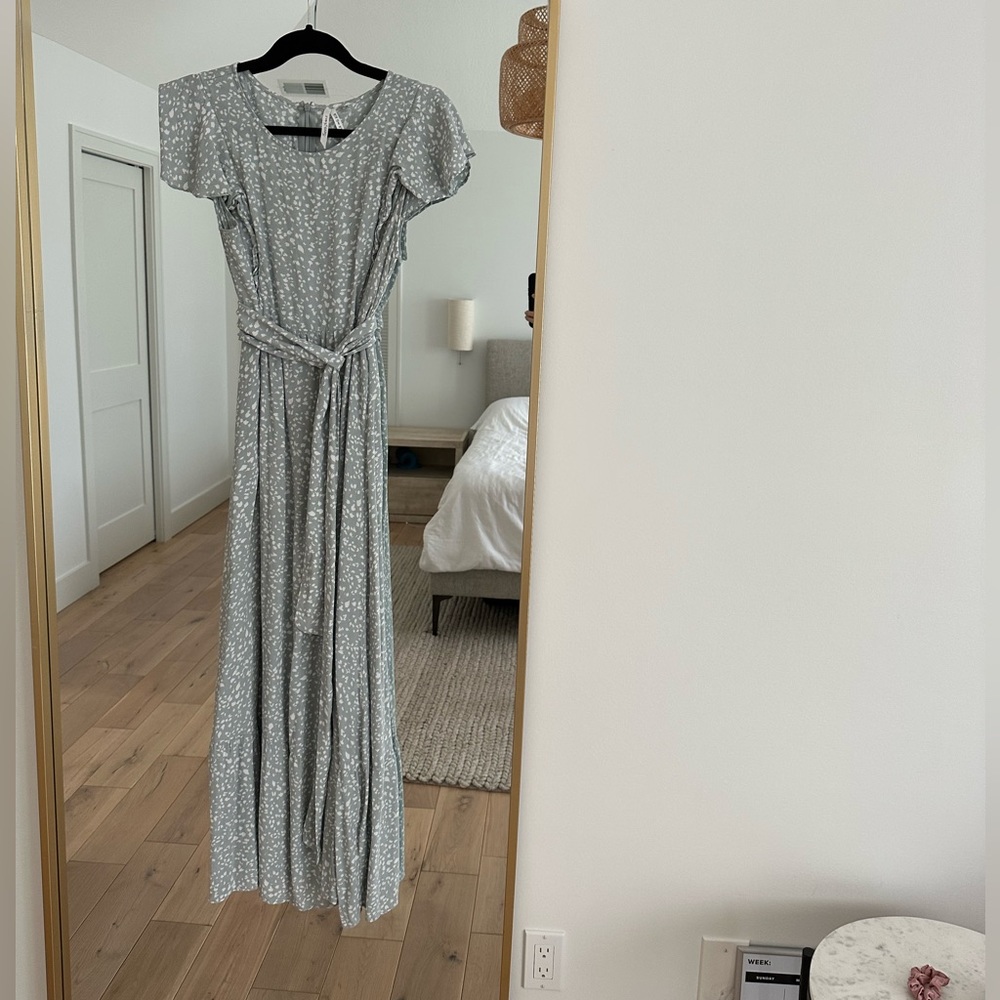 Seraphine breastfeeding friendly, Sage Maternity & Nursing Midi Dress